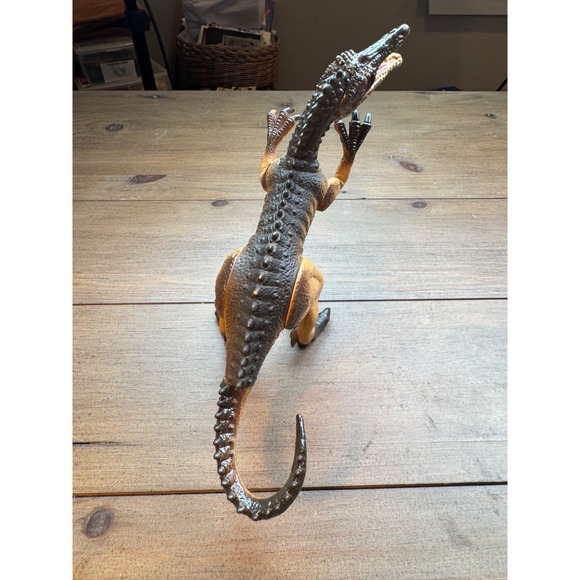 Mattel Jurassic World Mega Dual Attack Suchomimus Dino Rivals Action Figure - Picture 4 of 5